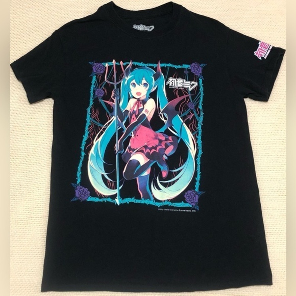 Hatsune Miku T-Shirt